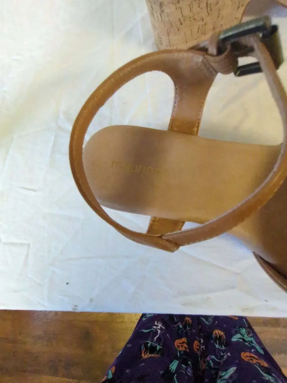 Maurices SuperCush Chop Out Wedge Sandal Size 9M Tan